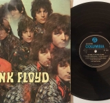 Toν Αύγουστο του 1967 οι Pink Floyd κυκλοφορούν το ντεμπούτο τους άλμπουμ με τίτλο The Piper at the Gates of Dawn.