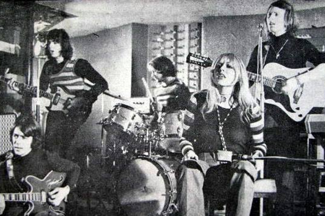 POLL: Ένα θρυλικό τετραμελές συγκρότημα που έγραψε ιστορία στην ελληνική ροκ