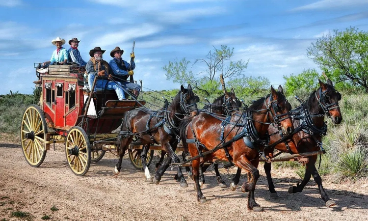 Η μεγάλη επιτυχία, το αριστούργημα Stagecoach ήταν το πρώτο γουέστερν του John Ford